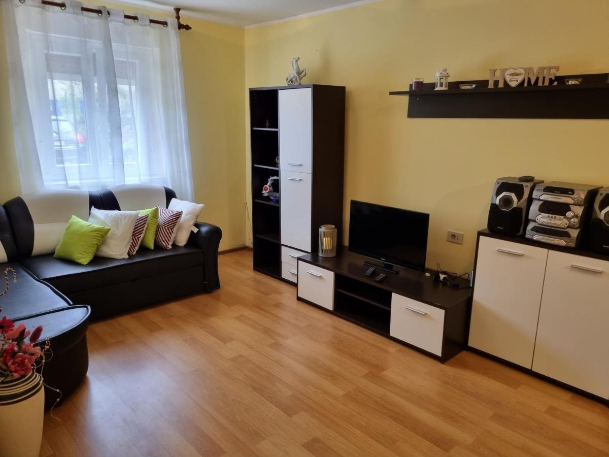 Apartment Sanja Pazin Ngoại thất bức ảnh